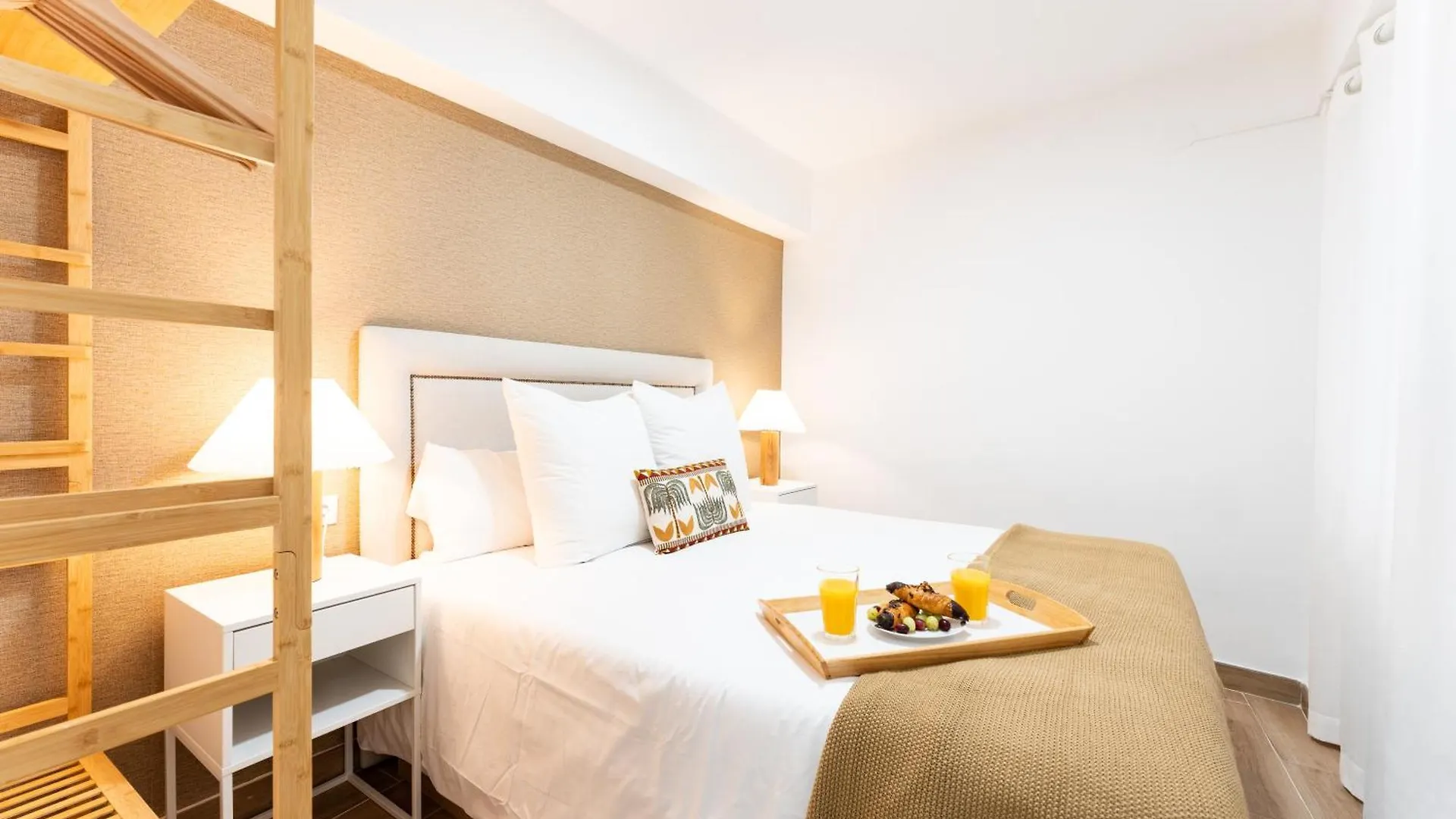 Lovely Pena City Center location