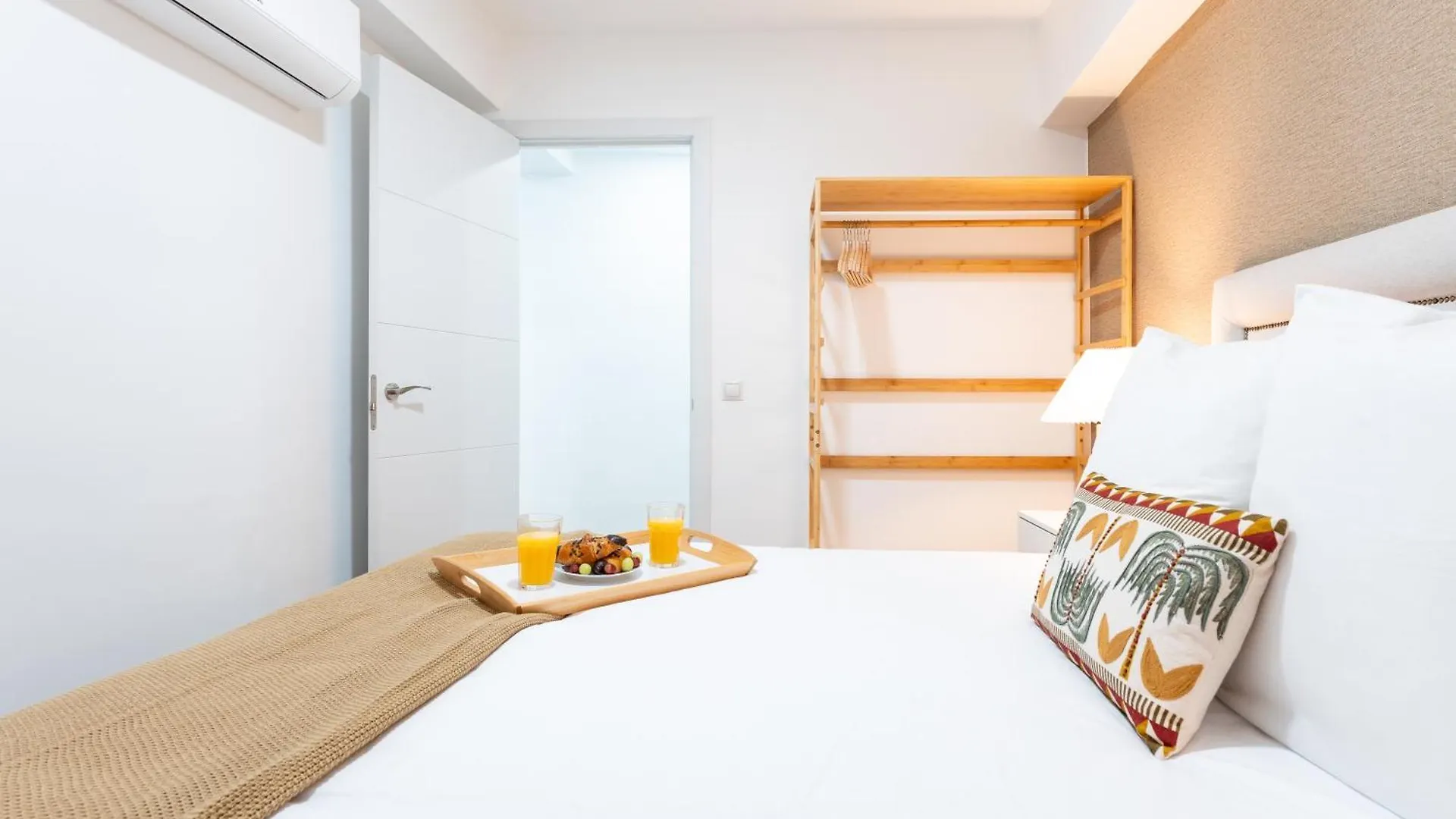Apartmán Lovely Pena City Center Màlaga